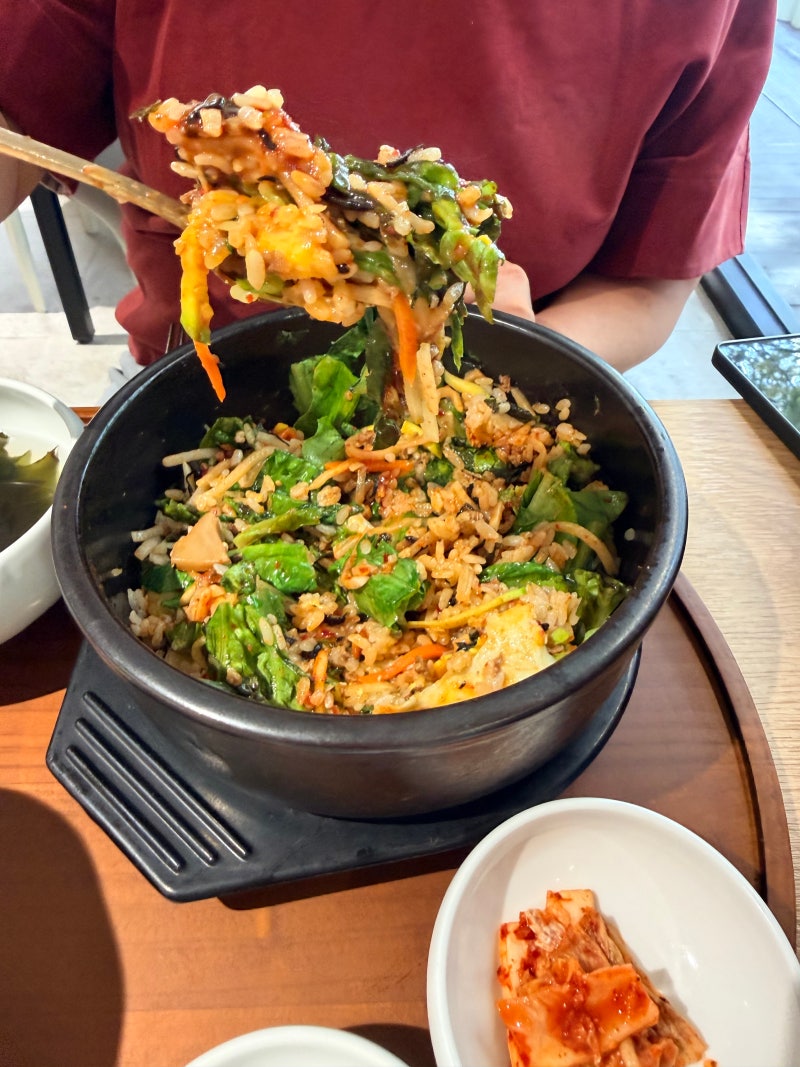 창원 한식 가로수길 용호동 맛집 아랑 돌솥비빔밥 한우 설렁탕 후기