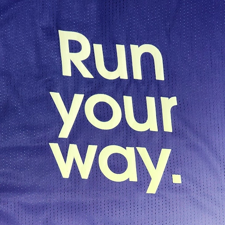 2026 뉴발란스 RUN YOUR WAY 10K 패키지 언박싱｜구성품·티셔츠 사이즈 후기
