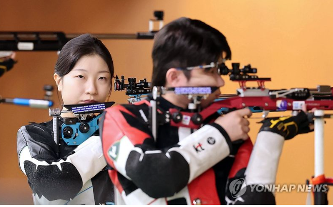 [속보] 반효진·박하준, 10ｍ 공기소총 혼성 단체전 은메달 [나고야 AG]