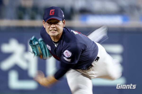 타선 폭발+철벽 마운드 한국, '팀 퍼펙트' 앞세워 홍콩에 13-0 콜드승