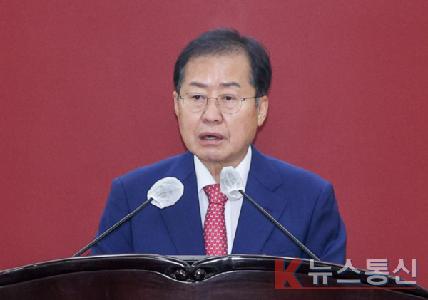 홍준표 “김현지와 단절해야”…청와대 인사 책임론 가세