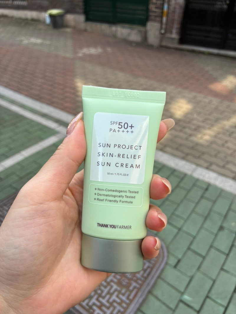 화잘먹선크림 내돈내산 땡큐파머 촉촉한 선베이스 후기