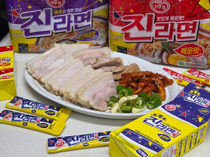 SNS유행레시피 진라면 스틱으로 라면스프수육 만들기 초간단 삼겹살 수육 레시피