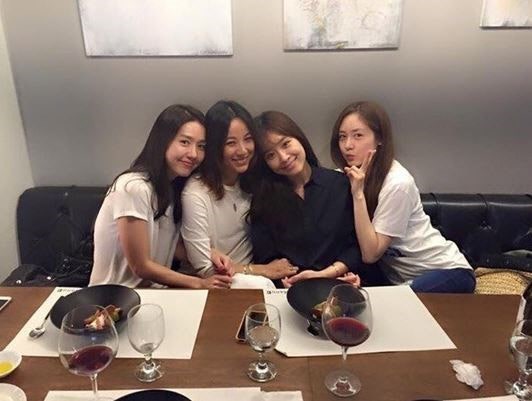 2019년 반짝 모이고 끝이라더니… 핑클, 결국 21년 만에 완전체로 돌아왔다
