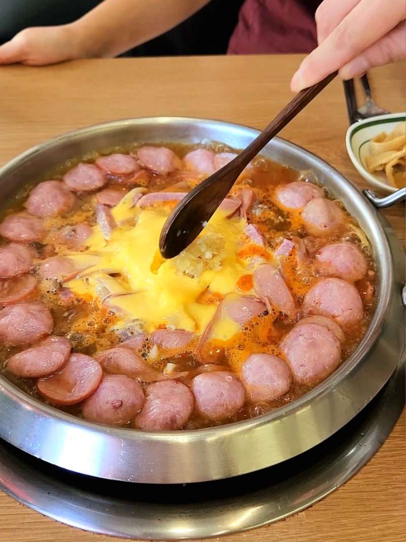 수원 인계동 나혜석거리 맛집 부찌식당 부대찌개