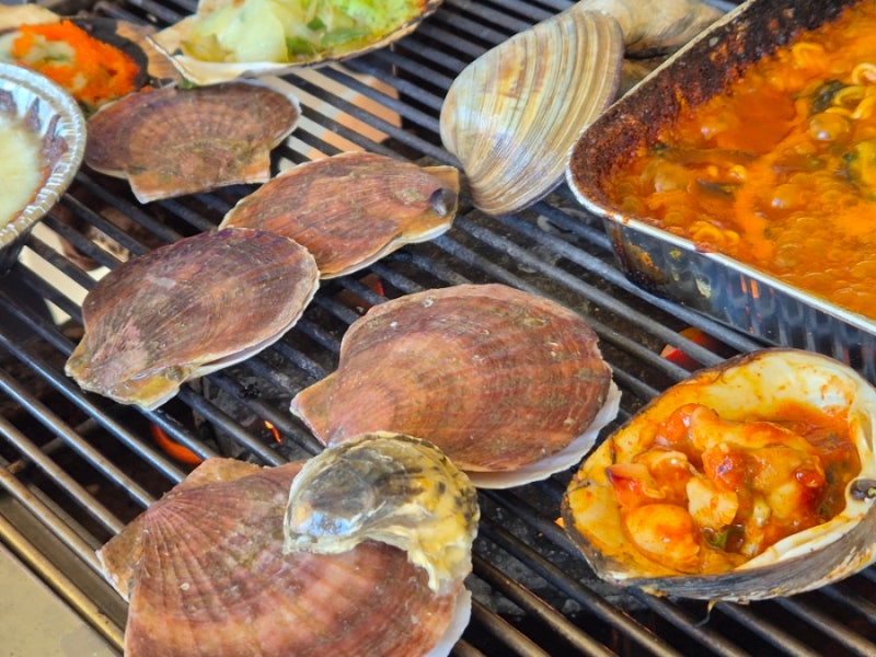 [영종도 마시안 맛집] 행운조개구이칼국수 : 바다뷰 보며 즐기는 조개구이와 바지락칼국수