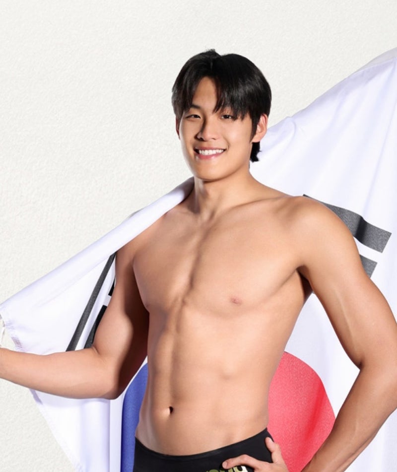 “김영범 몇 살이길래?” 198cm 금메달 수영 신성, 프로필 보니 ‘군대’까지 관심 쏠렸다