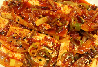 멸치두부조림 자글이 매콤 맛있는 양념 레시피 만드는법