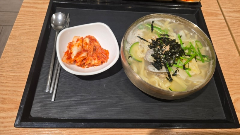 [센텀맛집] 신세계백화점 센텀시티 광복수제비, 바지락 듬뿍 옛날수제비 후기