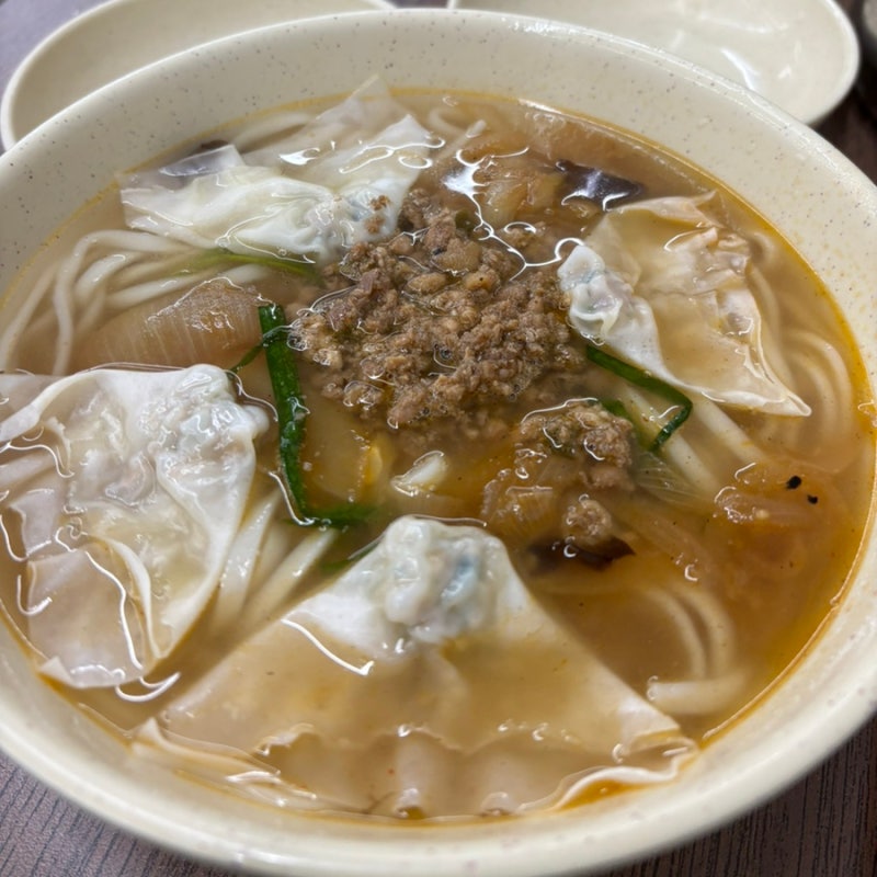 명동 맛집 명동교자 역시 명불허전! 비빔국수도 굿!