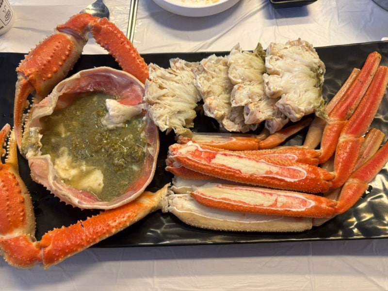 Recommended Restaurant for Your Gangneung Trip | A Full King Crab Meal at Gyodong Daegaehoe