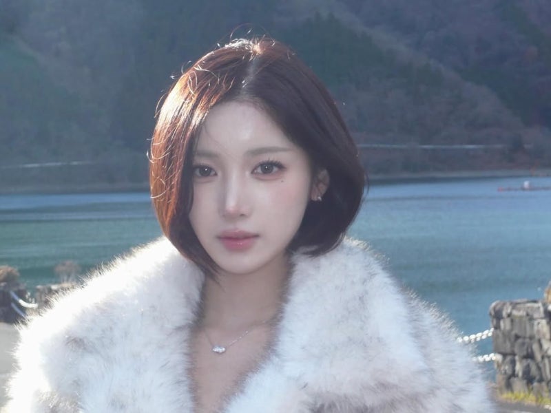 작례 O) 버건디 붐은 온다♥ 파나소닉 루믹스 fx33 아이돌 청량 쿨톤 디카 추천 모모바타