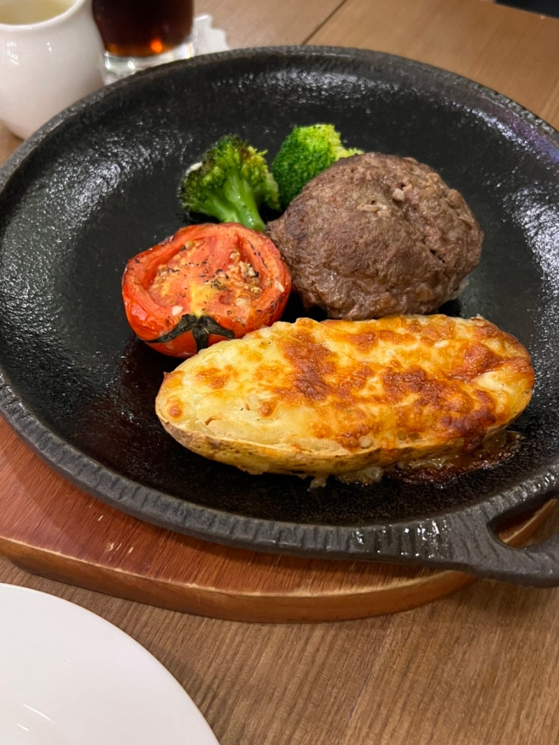 용상 한남동 _ 한강진역 맛집 블루스퀘어 브런치 양식 단체모임 주차정보 [ 라뜰리에 한남점]