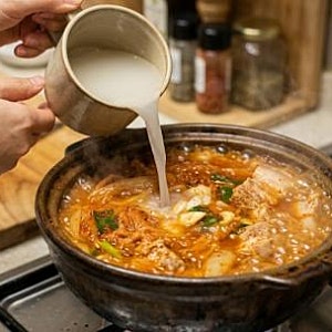 들기름 김치찜 레시피, 묵은지랑 항정살 뭐가 더 맛있을까