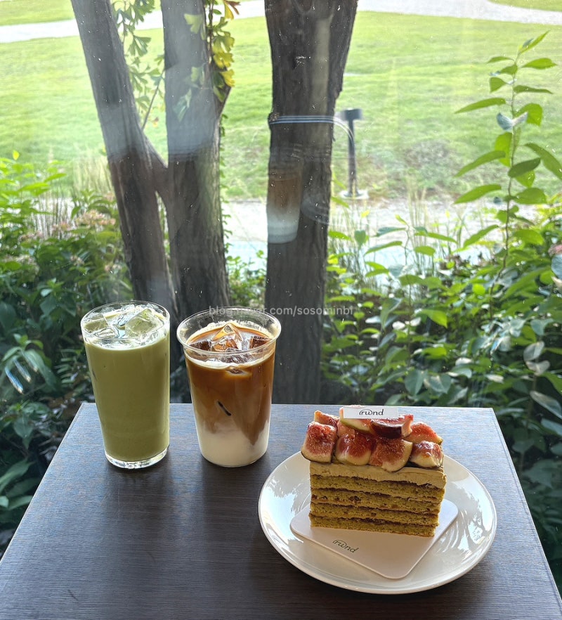 Anguk Station Cafe, Rewind Seoul: Enjoy a Scenic View in the City Center