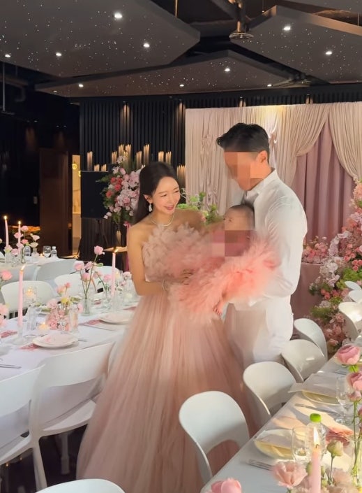"결혼식급 백일잔치" 박현선, 셋째 레아의 첫 100일에 시선 집중…이필립 가족의 특별한 하루