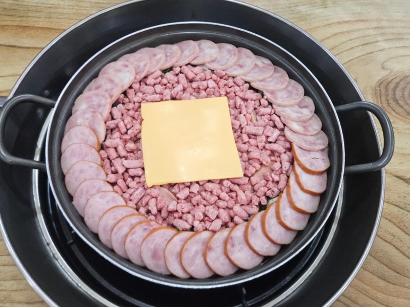 [수원 맛집] 이나경송탄부대찌개 | 홍석천이원일유투브 수원 맛집 후기, 주차정보