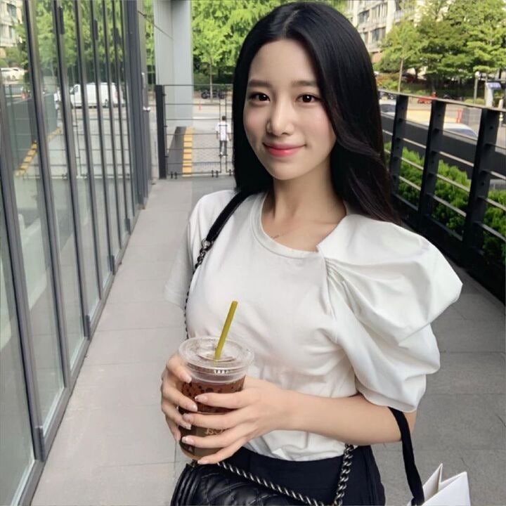 ‘조현’ 신지원 프로필 및 최신 근황｜베리굿→배우, 카를로비바리 화제