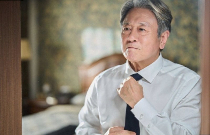 2026년 추석 영화 4파전 암살자(들)부터 타짜4까지 흥행 승자는?