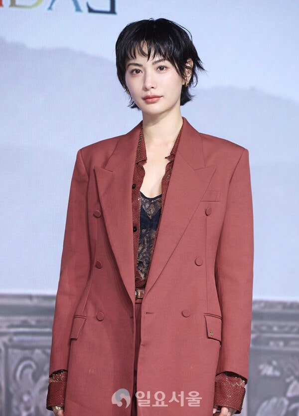 나나, 입술 논란에 "불편했다면 내 잘못"…성숙한 대처에 응원 봇물