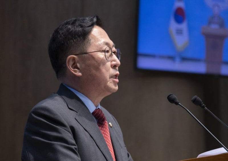 휴대폰 두 개 크기였다… DMZ에서 터진 그 물체, 2015년이 떠오르는 이유