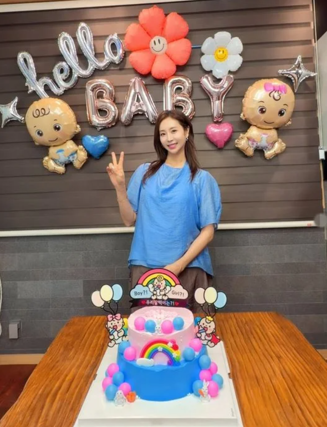 "41살에 결혼했는데..." 47세 임신·득남 경사, 첫아들 품에 안은 한다감은 누구?