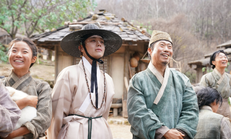 이번 추석 연휴 TV 뭐 볼까? 2026 추석 특선영화부터 대형 예능 라인업 총정리