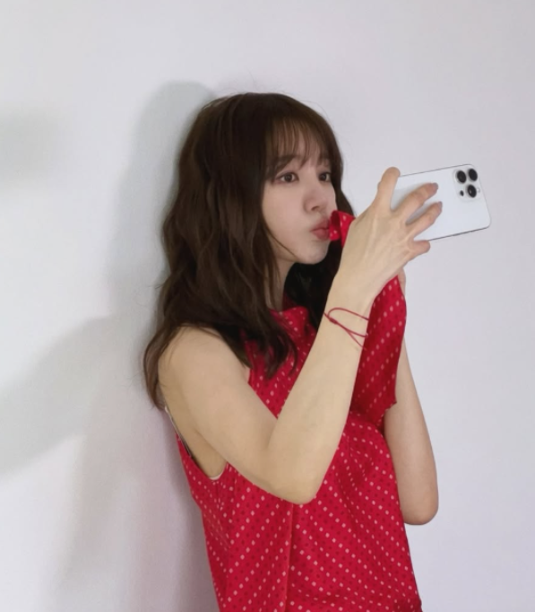 알레르기 때문에 텅장 됐어요ㅠㅠ윤은혜 프로필 학력 고향 재산 나이 가족 배우자 작품활동 ....