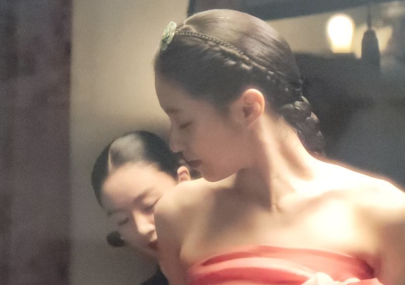 Son Ye-jin's Husband's Young Concubine, the Actress, Turns out to be Oasis's Sister?