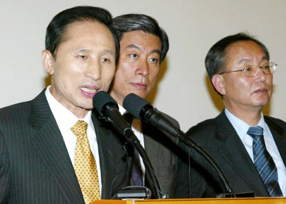 '노무현이 노무현을 부정했다'…수도이전 허찌른 MB의 한수