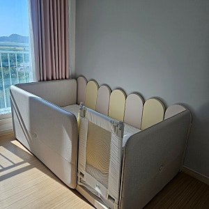 아기침대 일룸 쿠시노 가드 안전문 돌돌쿠 내돈내산 3개월 후기