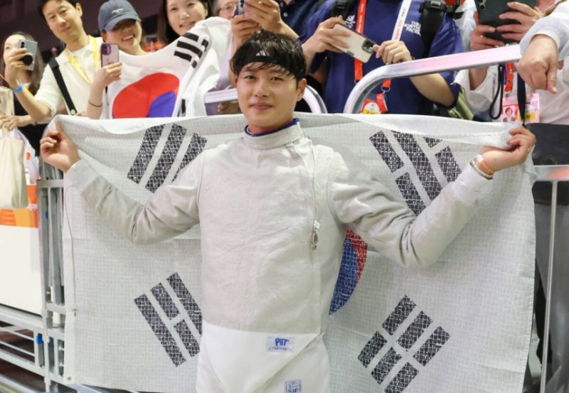 “192cm 장신에서 나오는 압도적 사브르”…오상욱은 누구? 한국 펜싱의 역사를 바꾼 검객