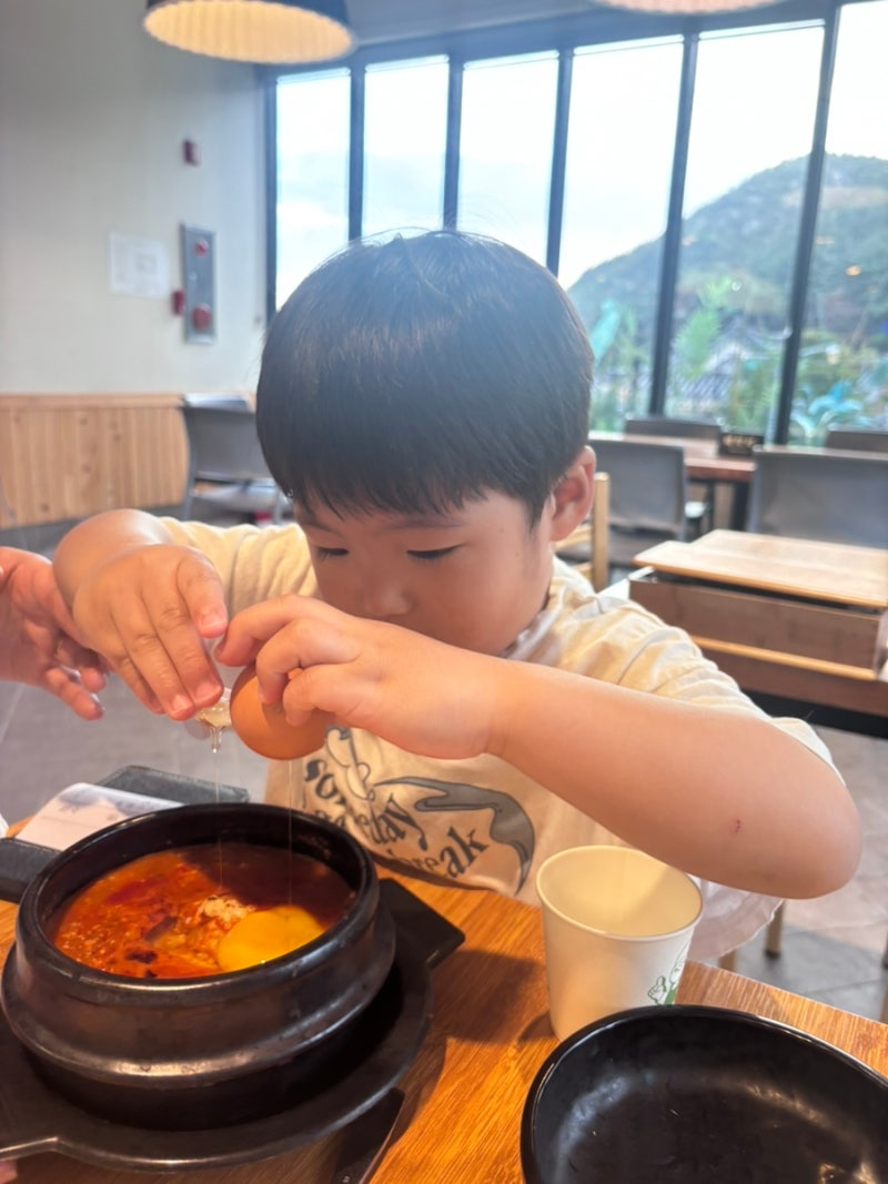 경주 보문 단지 맛집 맷돌순두부 — 건강한 국산콩 두부의 진수! (feat. 주차)