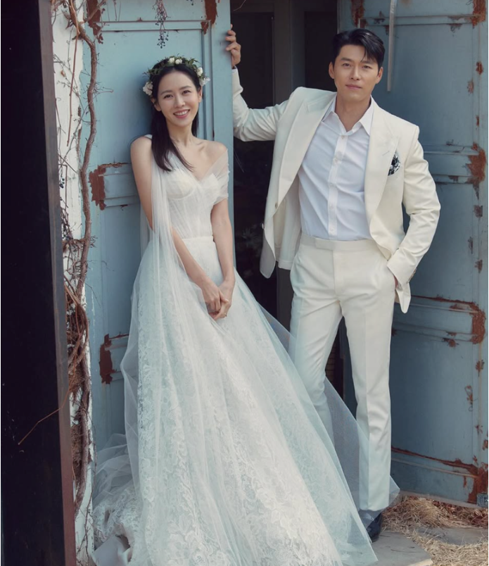 "This Was Hyun Bin & Son Ye-jin's Car?" The Identity of the 100 Million Won SUV Spotted on Their Date