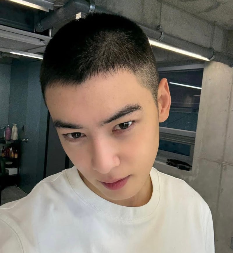 “자숙은 없는 건가?” 차은우, 군 복무 중 차기작 검토 소식에 엇갈린 반응