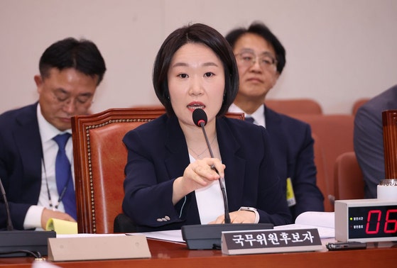 이소영 중기부 장관 공식 취임…2기 개각 6명 중 4명 안착