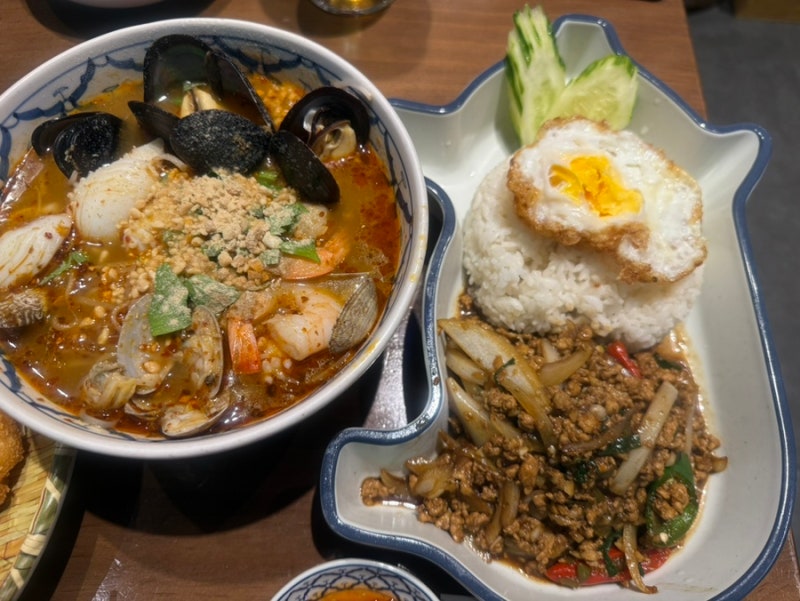 [여의도 맛집] IFC몰 대표맛집 콘타이 다녀온 후기 (웨이팅하며 메뉴고르세요)