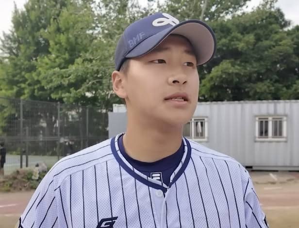 홍성흔 아들 홍화철, 2027 KBO 신인드래프트 미지명｜미국 대학 진학 선택한 이유