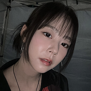 한승연 목디스크에도 대학 축제 강행, 팬들 "제발 좀 쉬어라"