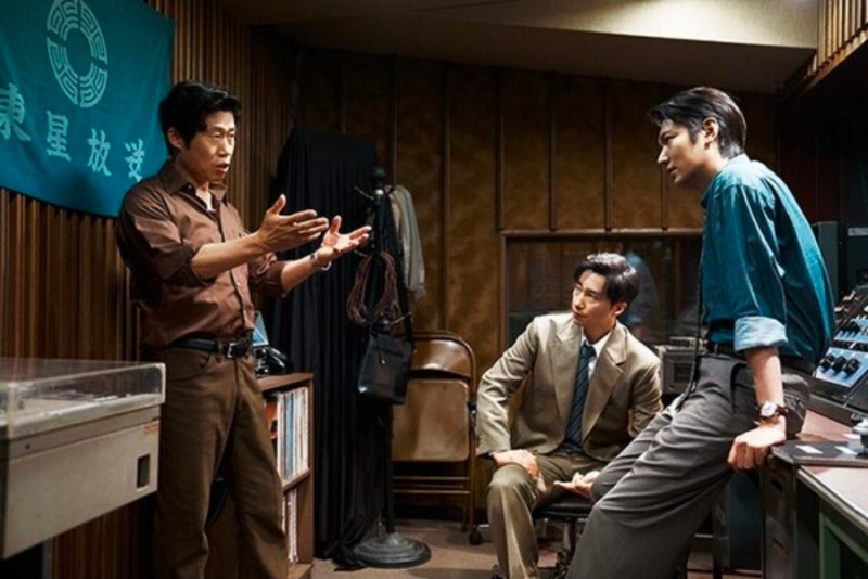 “추석에 영화 한 편 본다면?” 암살자들·타짜4·가능한 사랑 뭐가 다를까