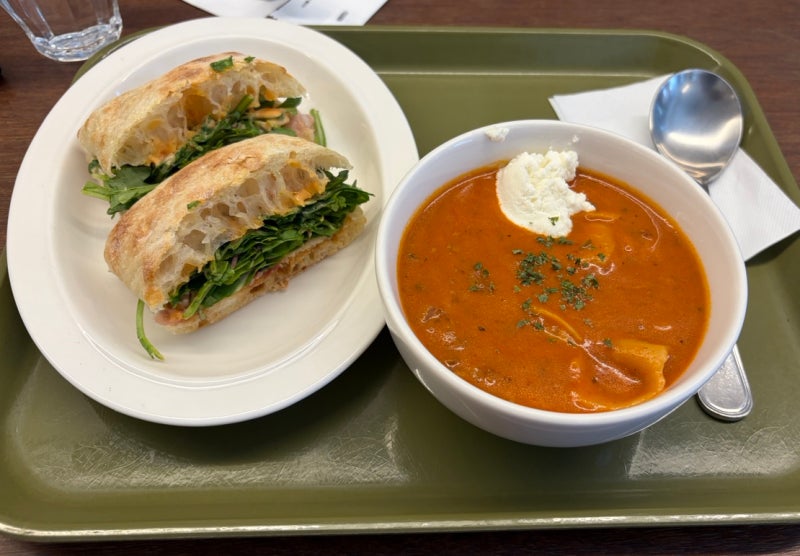 [서울/강남] 강남구청 직장인 점심 메뉴 추천! 든든한 수프 한 그릇 & 샌드위치 맛집 SOUPER 강....