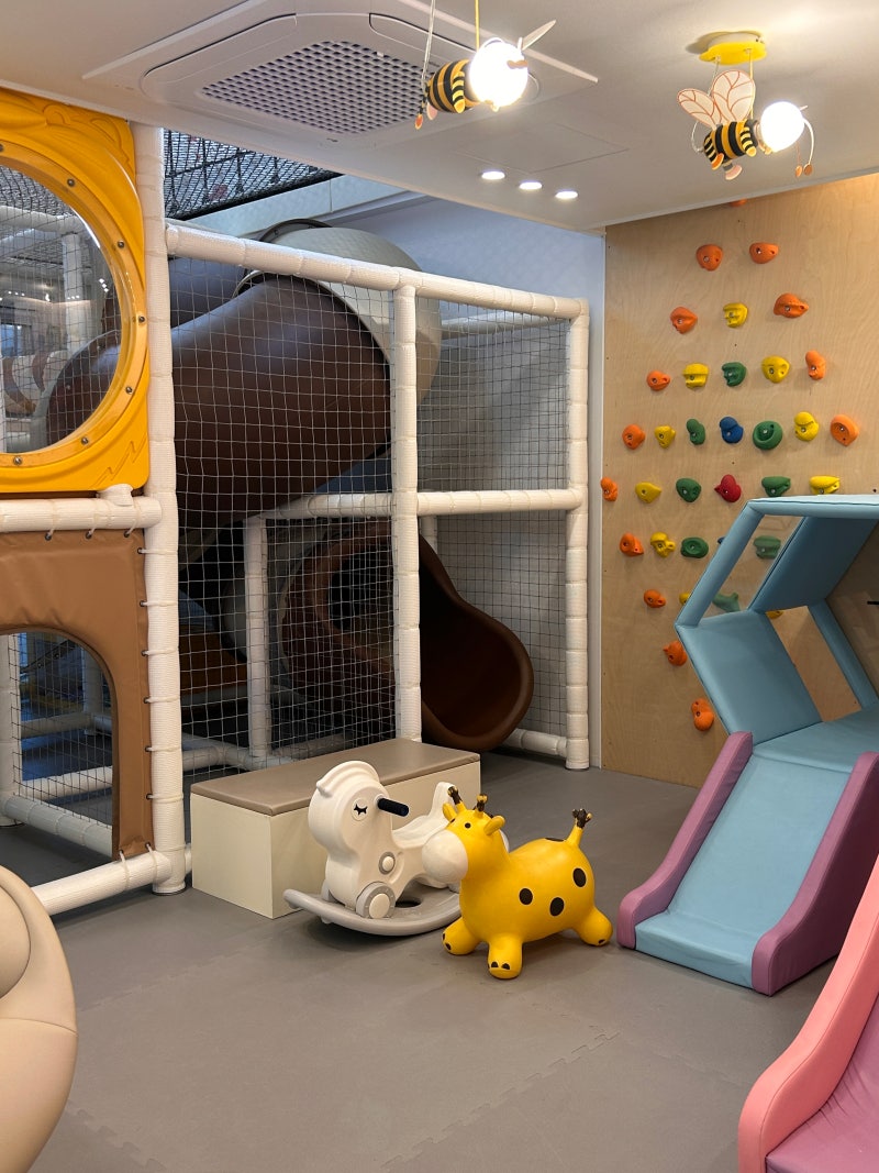 Gyeongju Accommodation: WonyUni Kids Pool Villa - A Private Family Stay Perfect for Kids