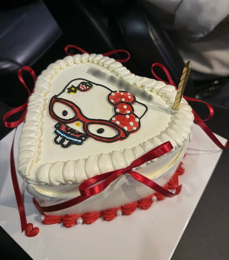 잠실 캐릭터 케이크 맛집 제이델링 서울송파잠실점 :: 레터링케이크 키티케이크 기념일 생일....