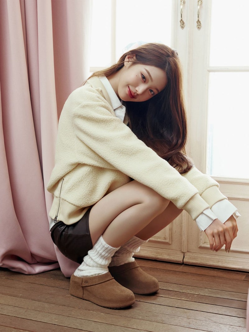 장원영 어그 UGG 신발 뭐길래? 2026 가을 겨울 클로그·부츠 종류 정리