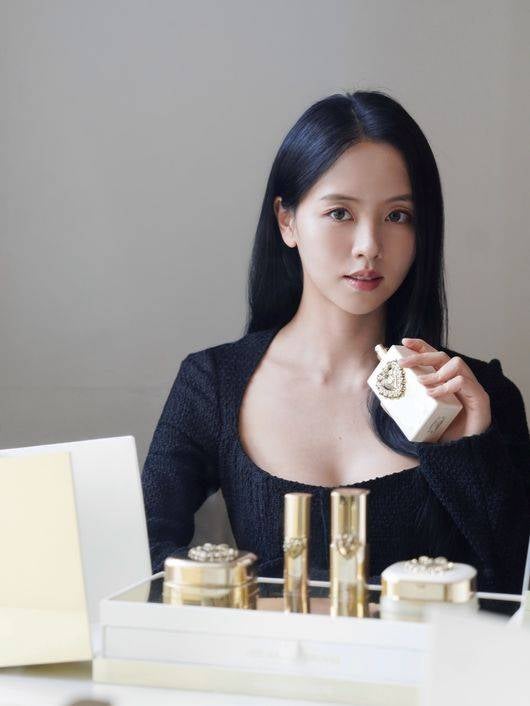 “갈수록 예뻐지네” 27세 김소현, 긴 생머리로 뽐낸 압도적인 청순 비주얼