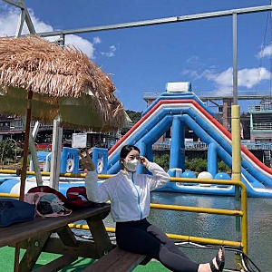 군살 싹 가려주는 인생 핏! 레이지비 여성 크롭 집업 래쉬가드 체형커버 대성공