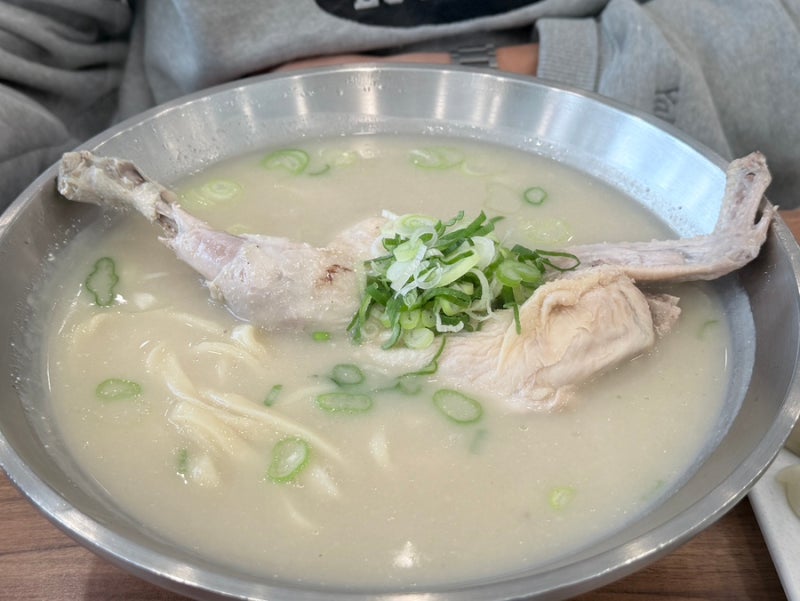 인천 송도 맛집 점심 든든한 한끼 언양닭칼국수 인천송도점 후기