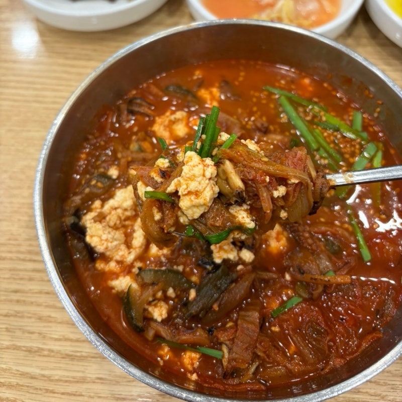 강릉 여행 마지막 한 끼는 동화가든 짬뽕 순두부 (+ 웨이팅 팁, 순두부 젤라또 )