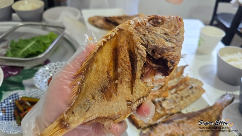 済州ハルマンパプサン表善店、ヘビチホテル近くの焼き魚