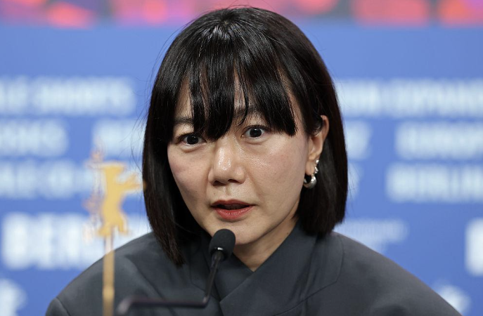 46세 배두나 얼굴이 달라졌다고? 최근 사진 함께 보니 더 분명해진 것